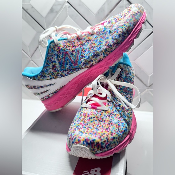 New Balance Kids Pink and Blue Trainers - Picture 7 of 7